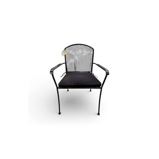 Metal mesh outdoor chair